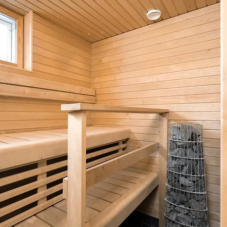 Cozy With Outside Jacuzzi & Sauna *