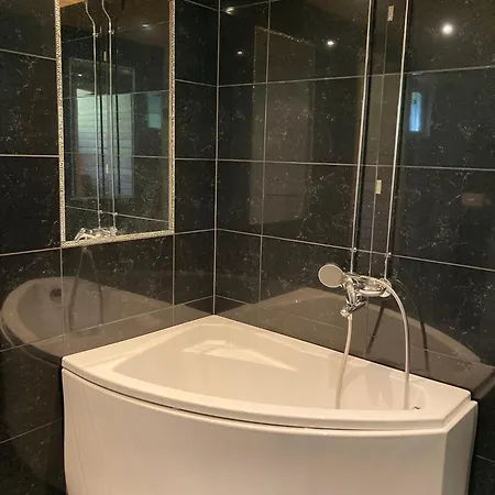 Cozy With Outside Jacuzzi & Sauna Espoo